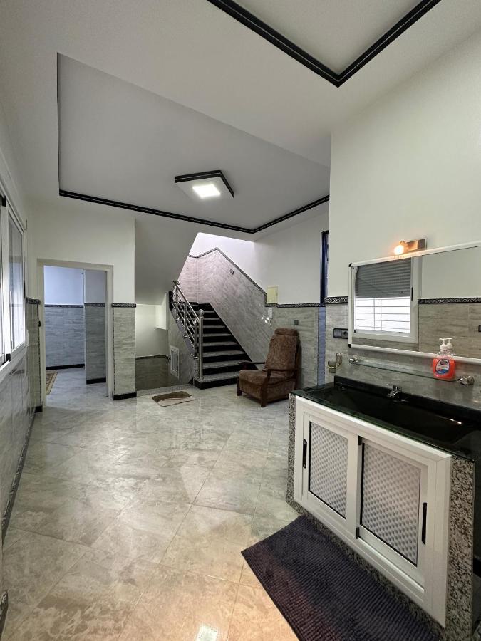 Bel Appartement 1Er Etage Confortable Pres De La Plage - Specialement Pour Familles Saïdia Ngoại thất bức ảnh